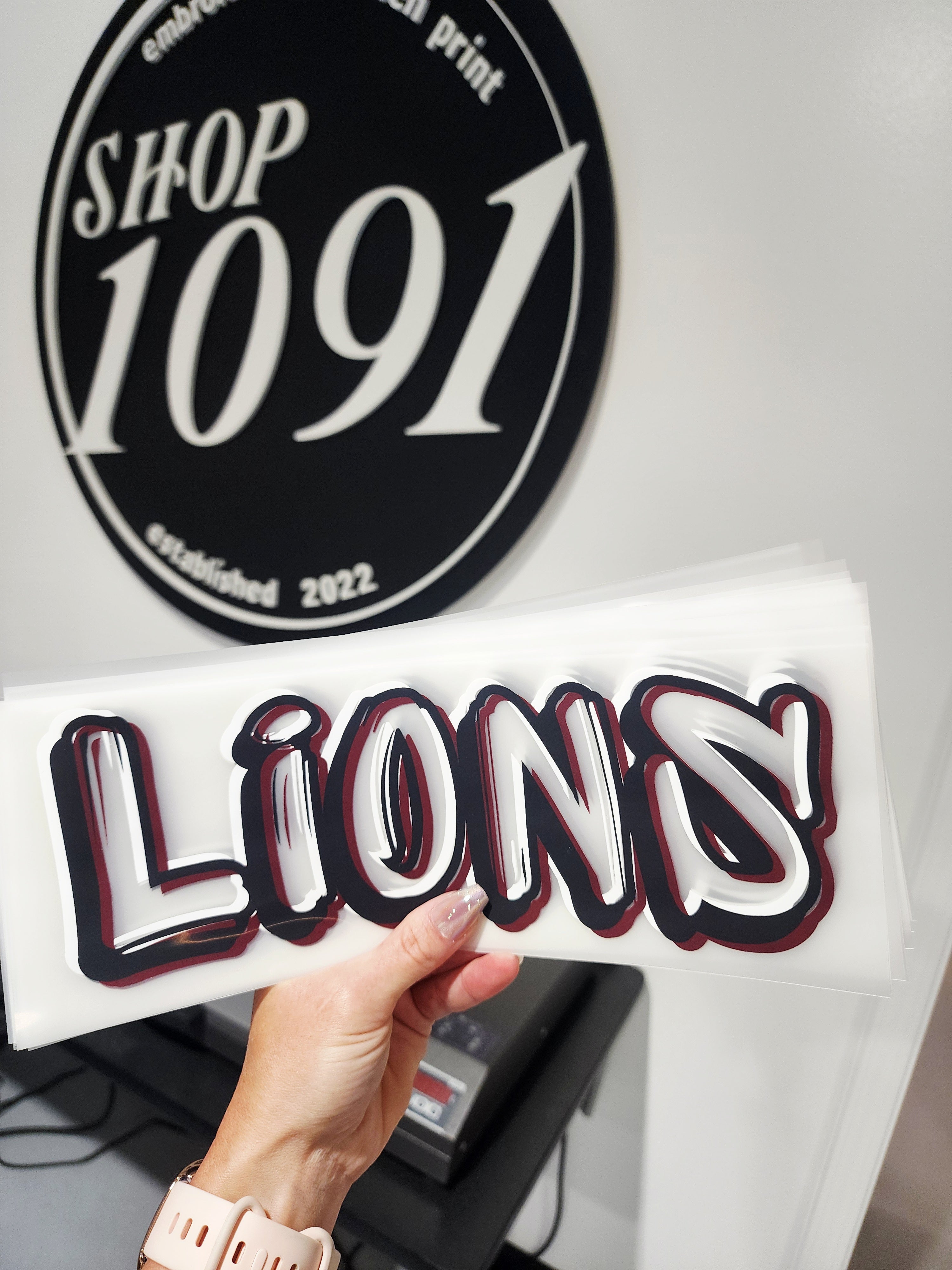 Lions - Graffiti Maroon & Grey