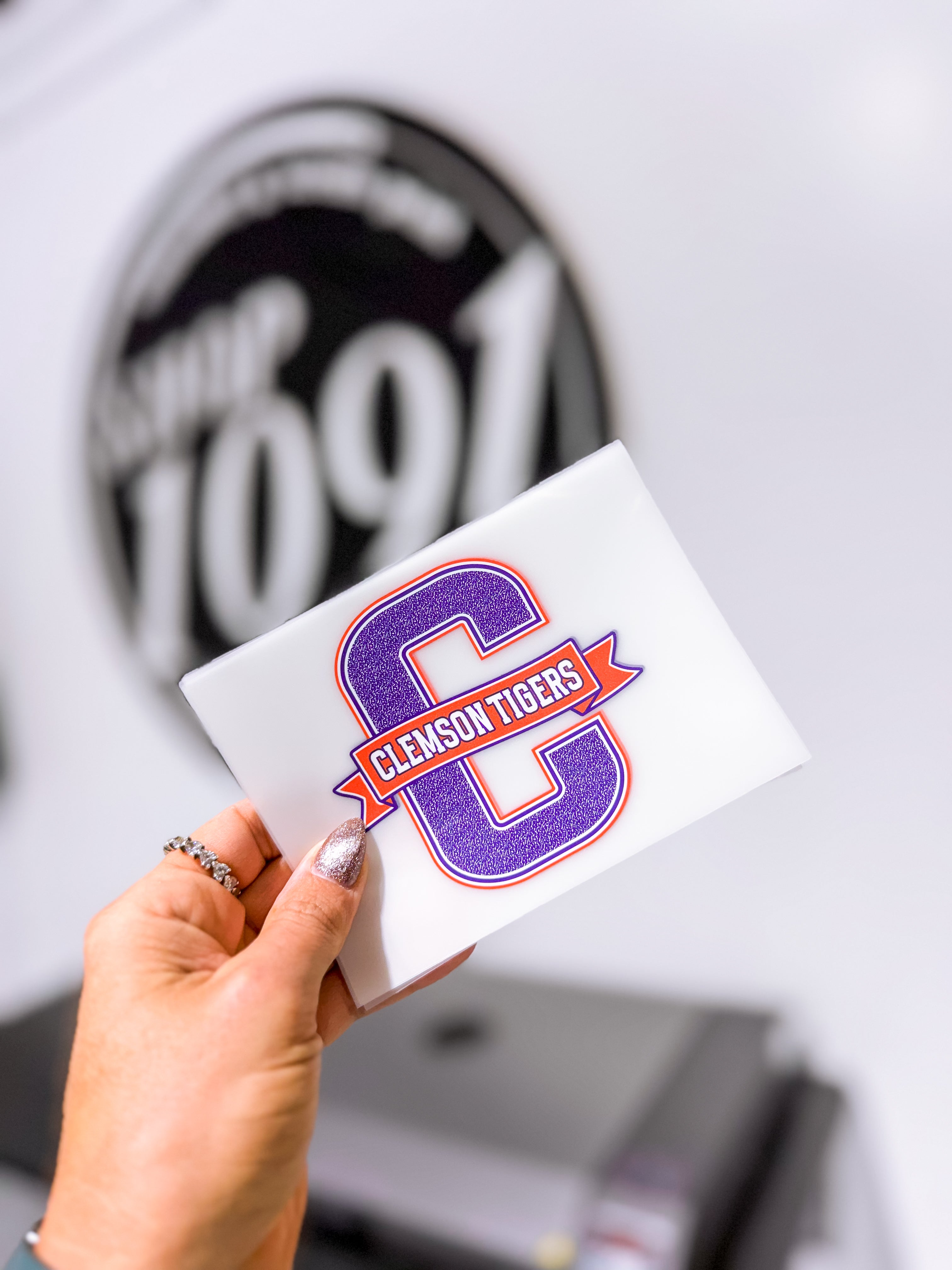 University Banner 🚩 Clemson - HAT or LC