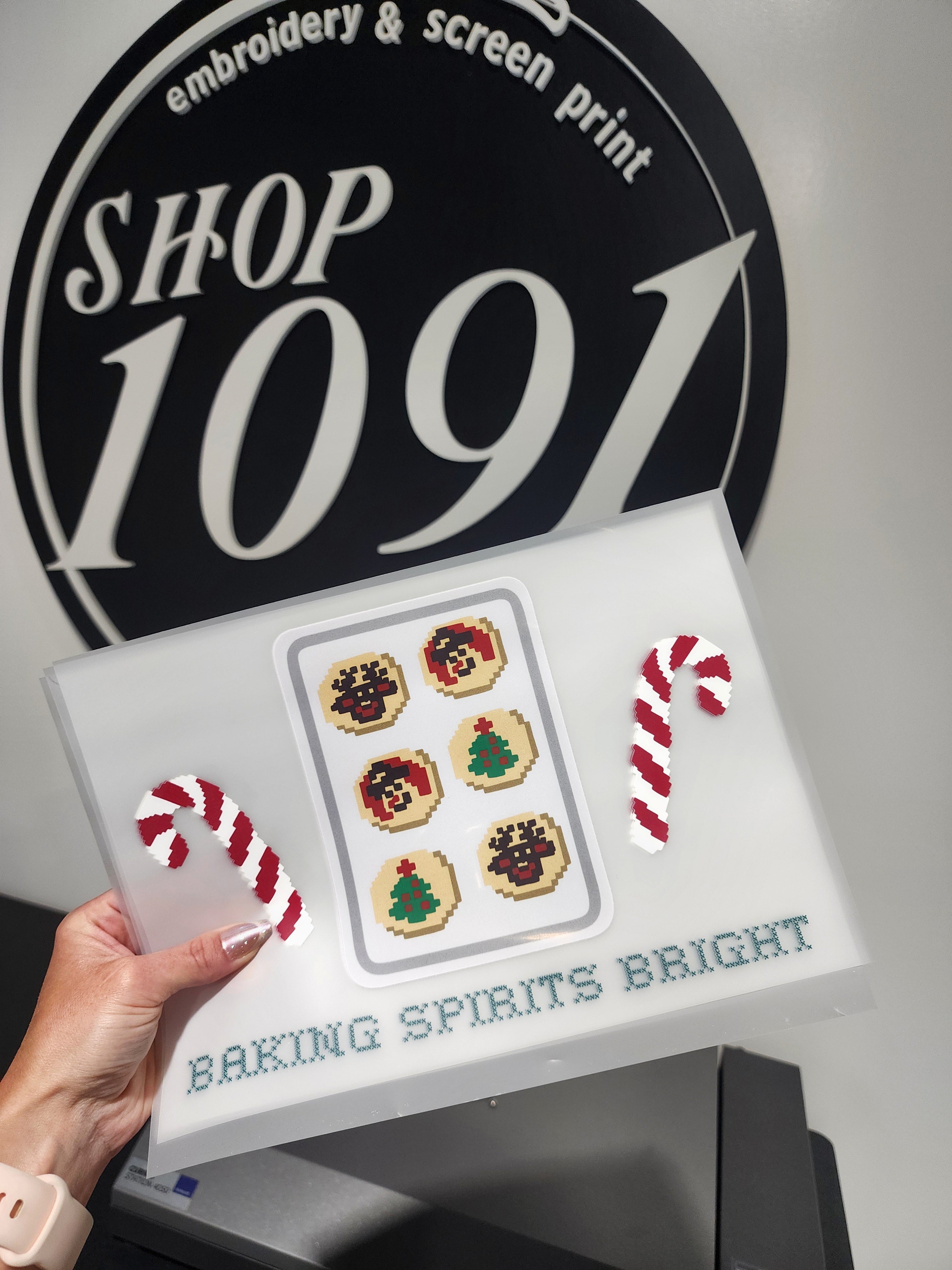 Baking 🍪 Spirits Bright - Pixalated